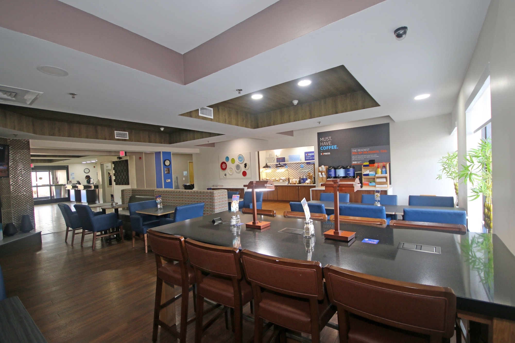 Holiday Inn Express Hotel & Suites Greensboro - East