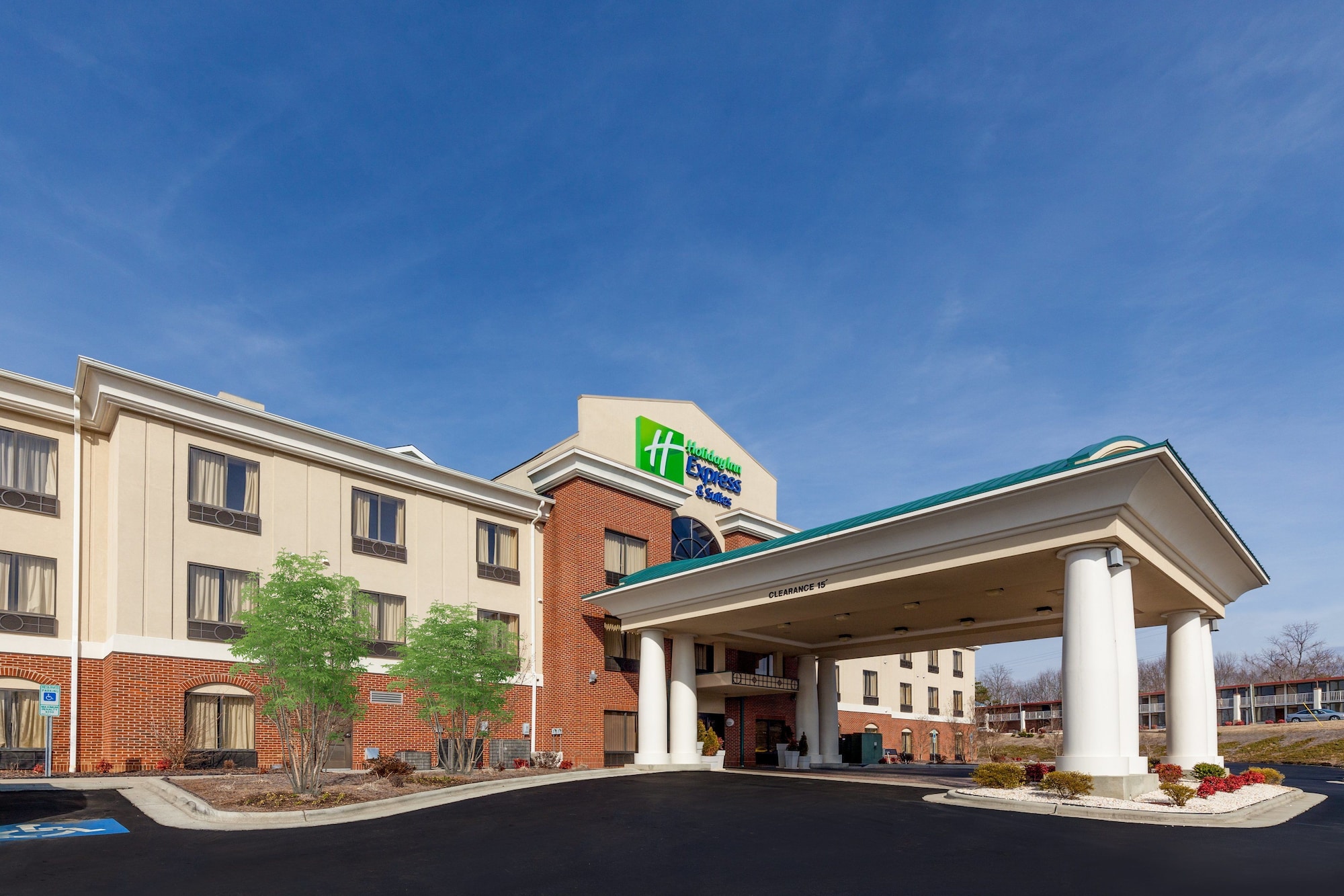 Holiday Inn Express Hotel & Suites Greensboro - East