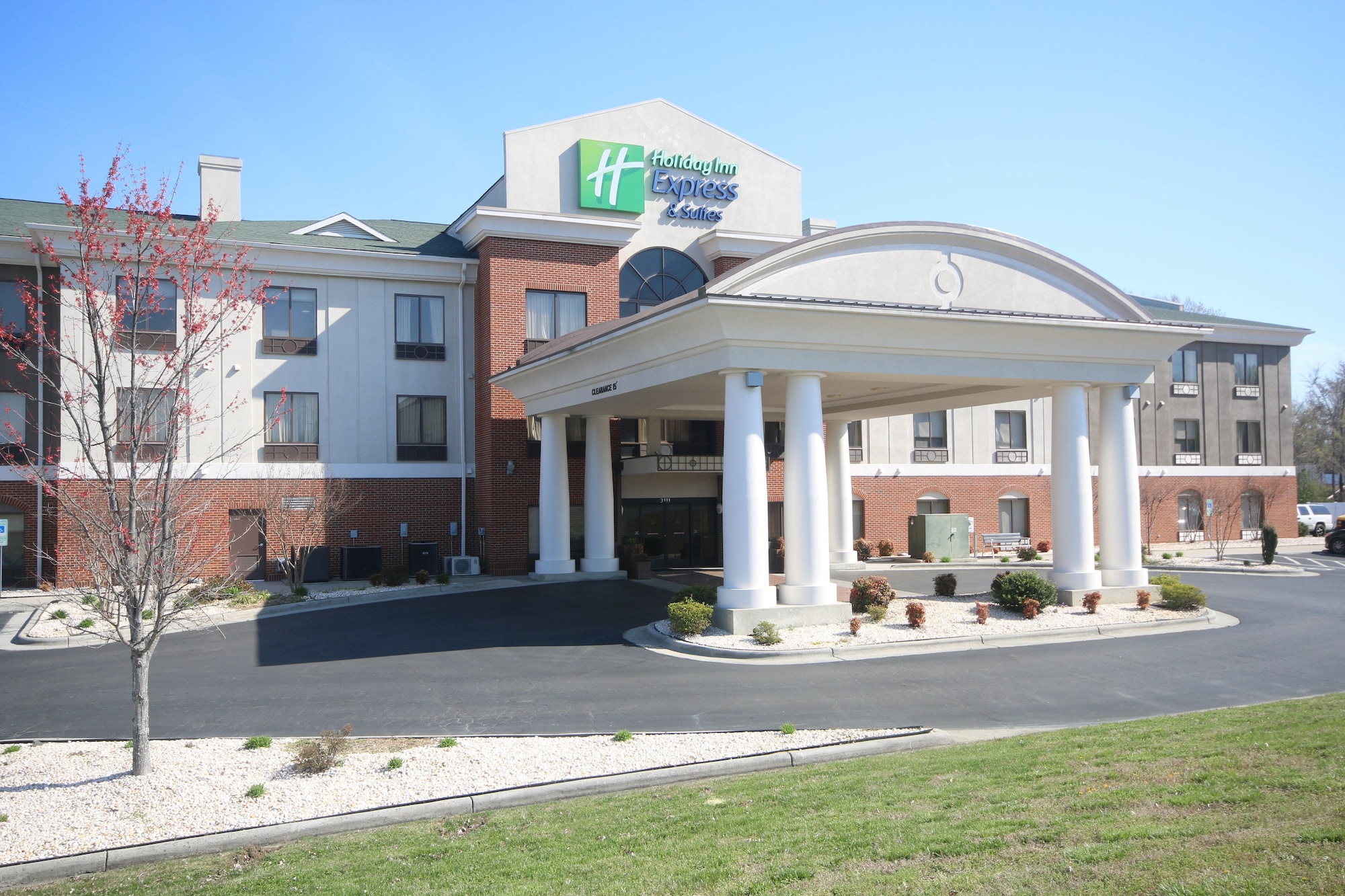 Holiday Inn Express Hotel & Suites Greensboro - East