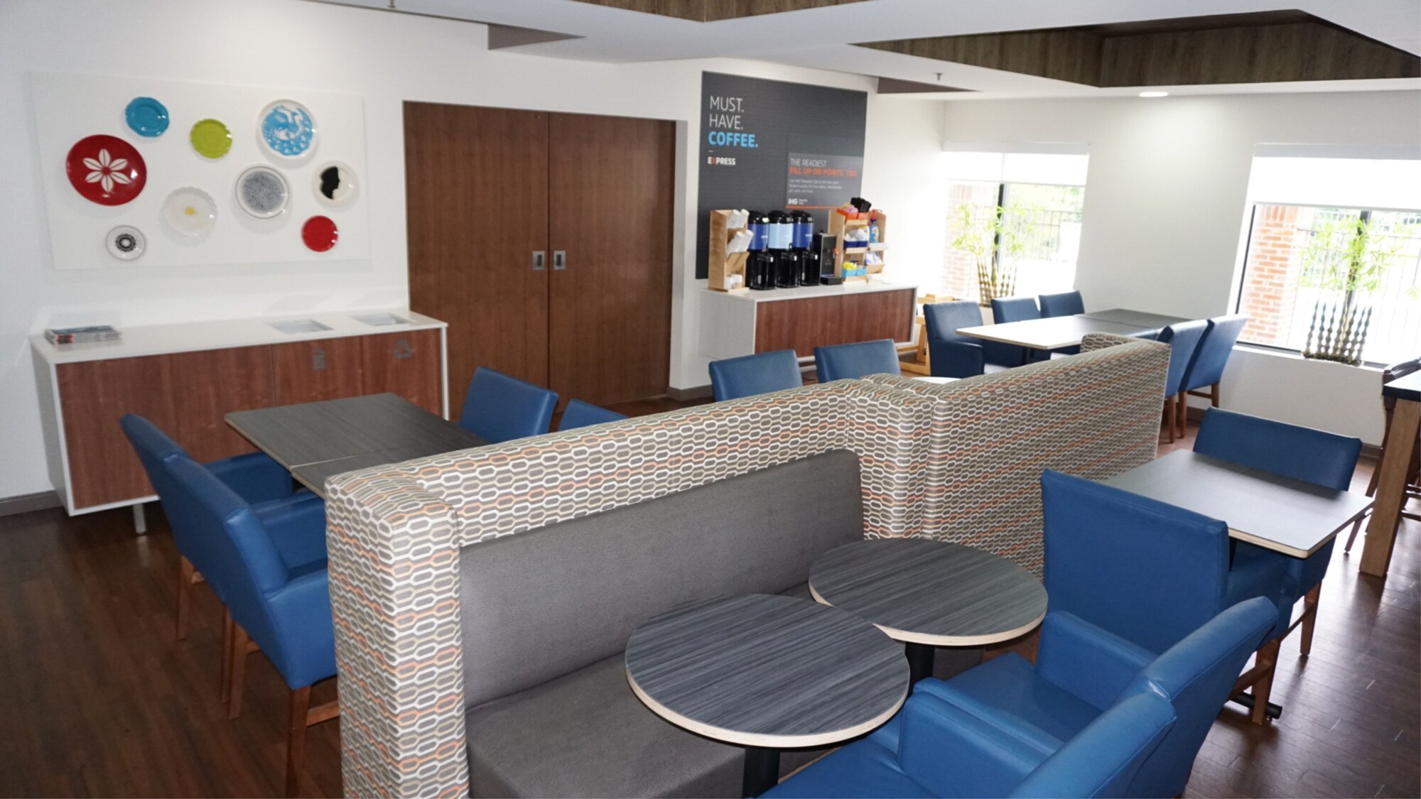 Holiday Inn Express Hotel & Suites Greensboro - East