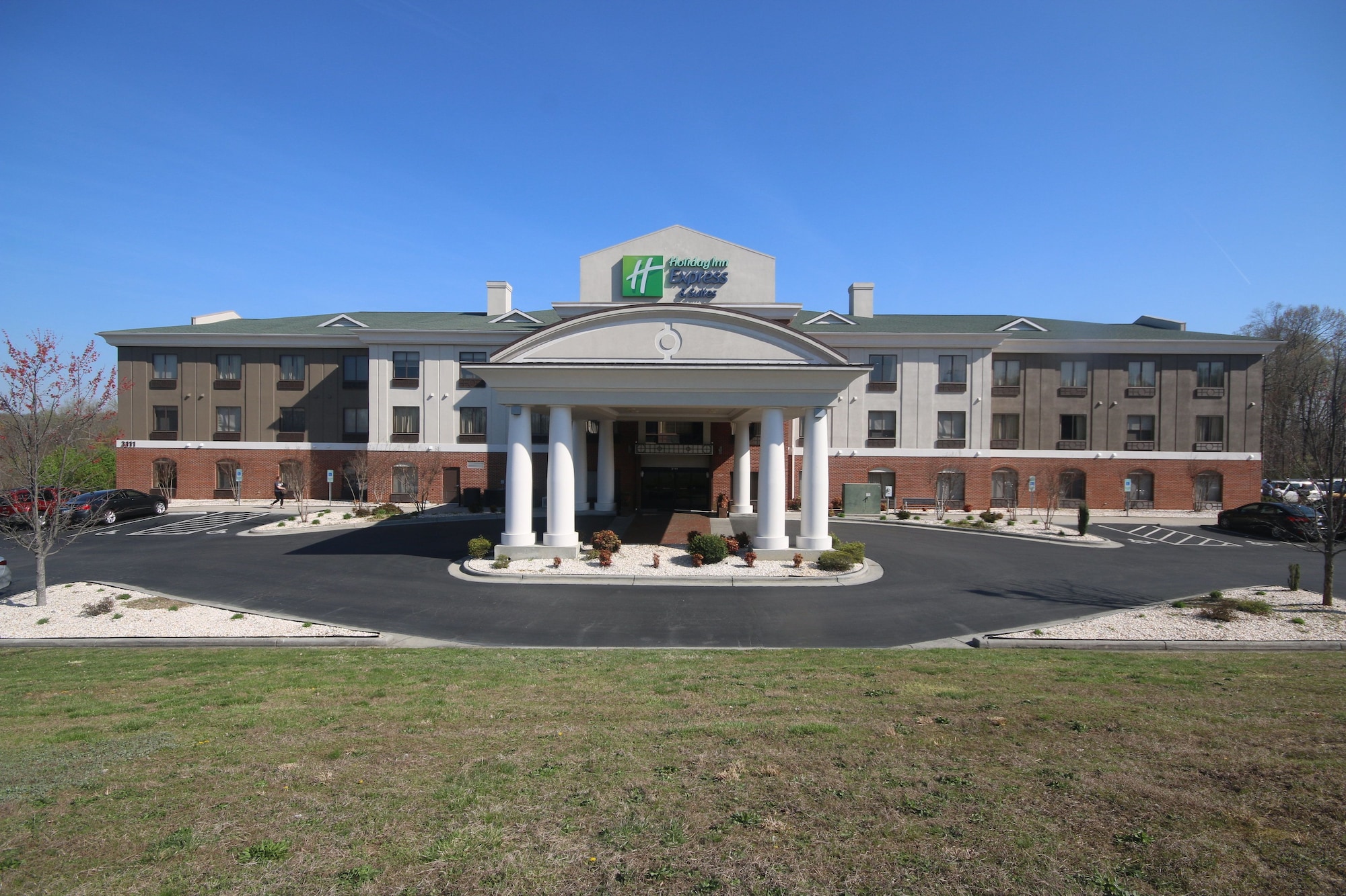 Holiday Inn Express Hotel & Suites Greensboro - East