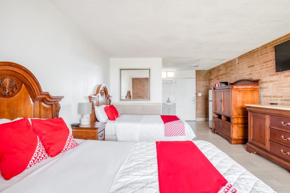 Bravo Inn Greensboro