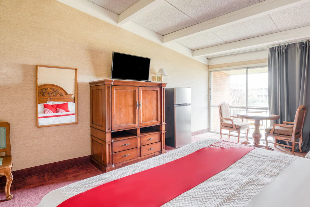 Bravo Inn Greensboro