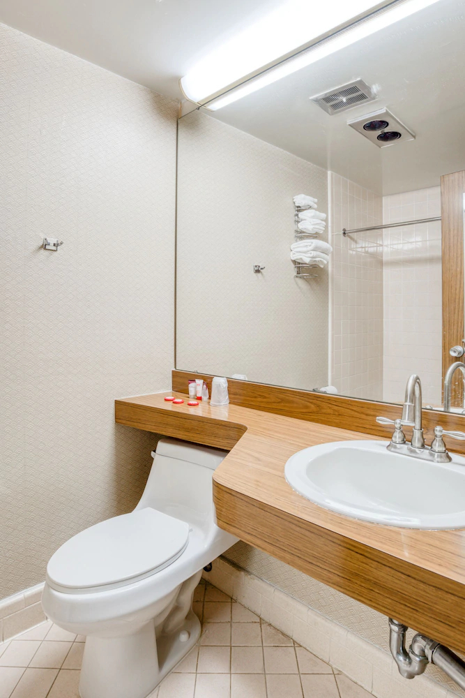 Bravo Inn Greensboro