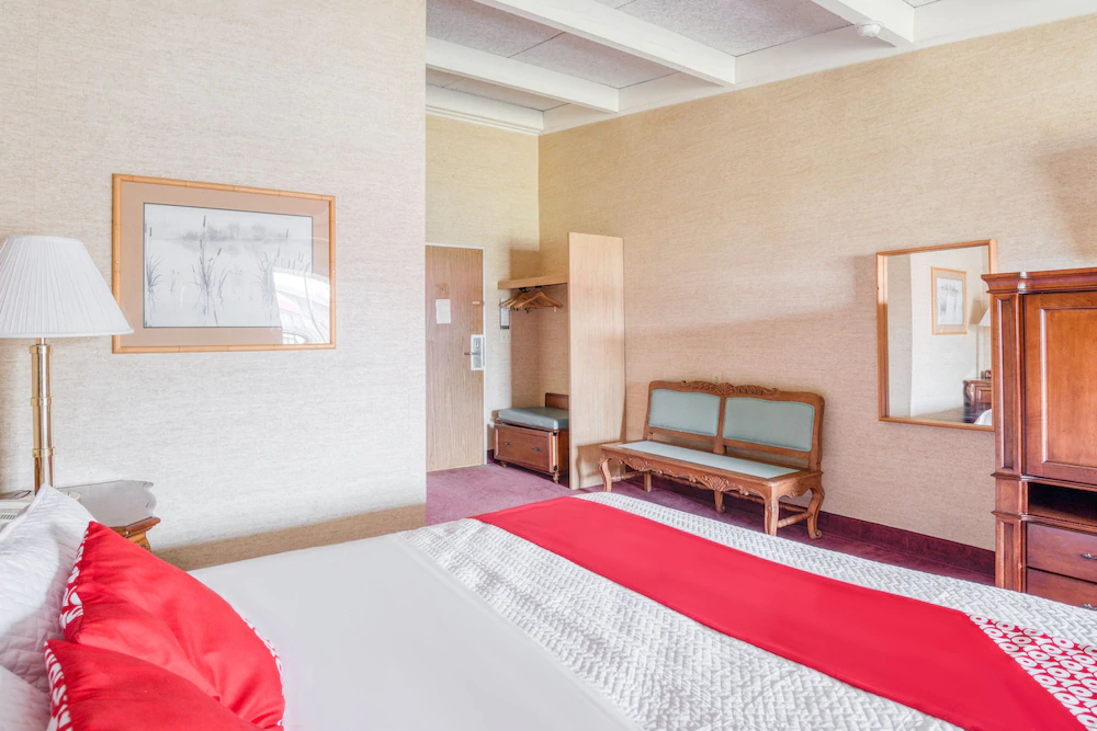 Bravo Inn Greensboro