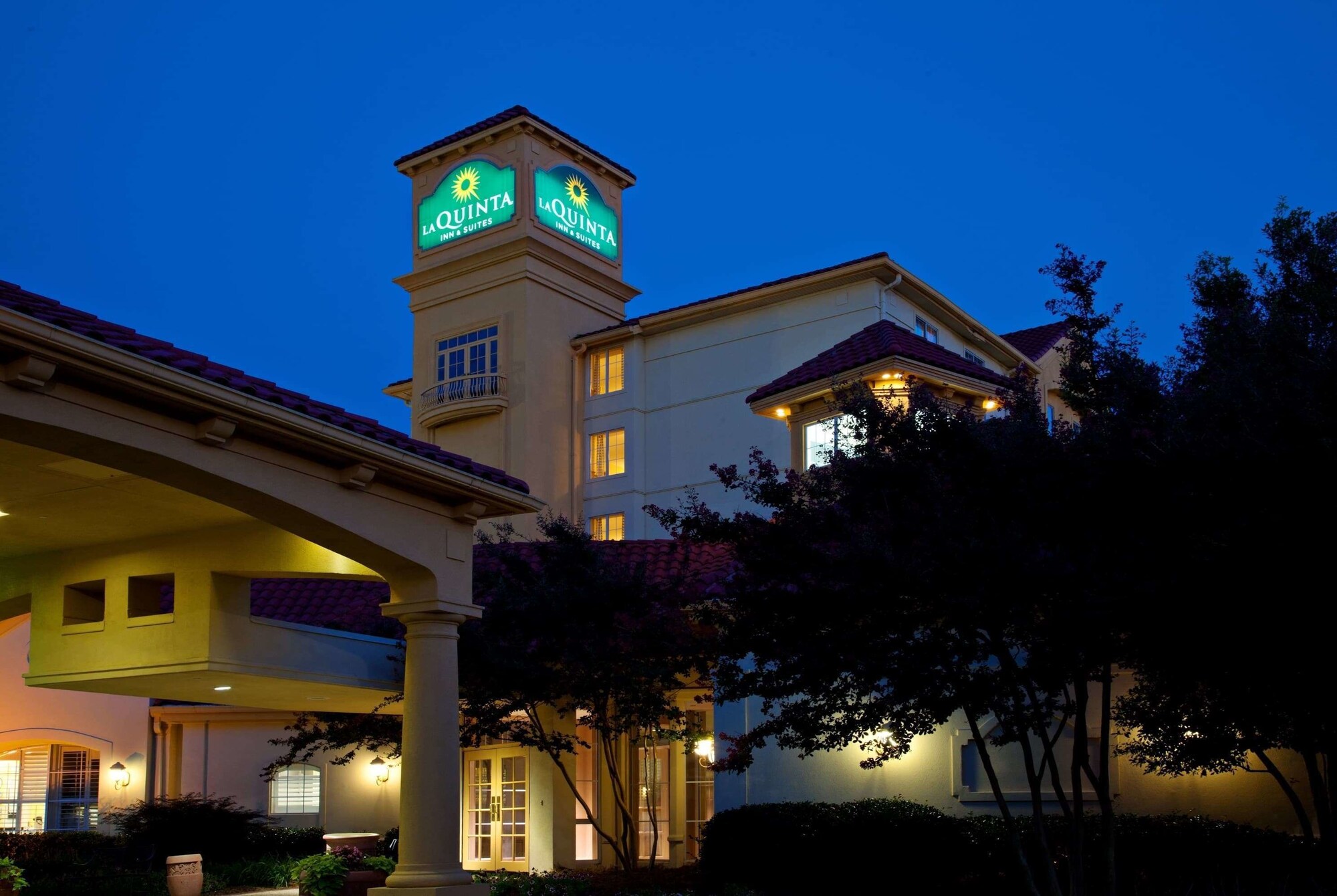 La Quinta Inn & Suites by Wyndham Greensboro NC