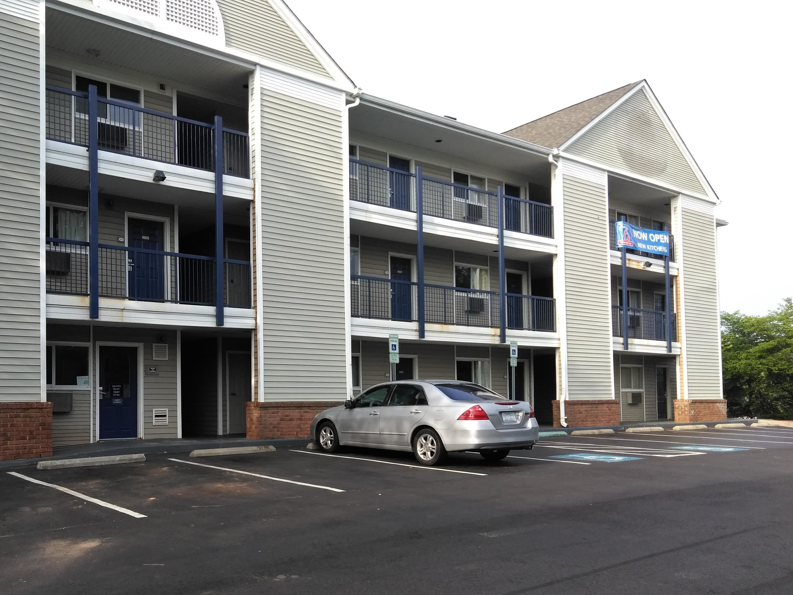 Motel 6 Greensboro Nc I-40