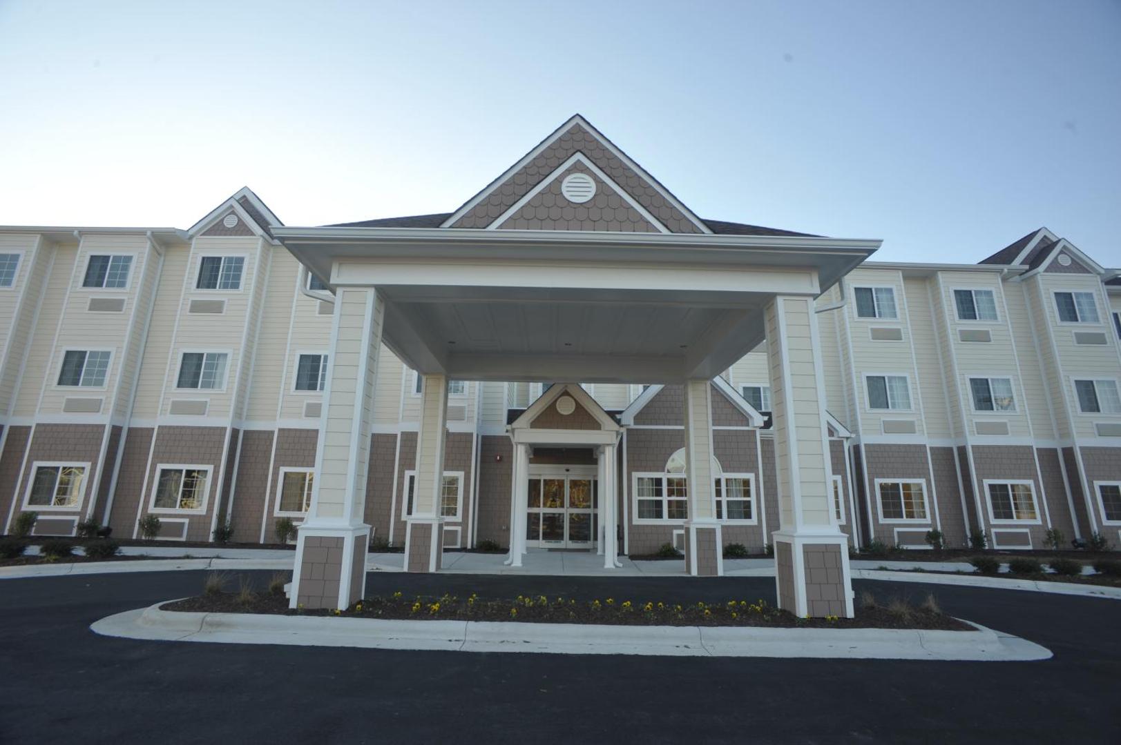 Microtel Inn & Suites by Wyndham Greenville/University Med