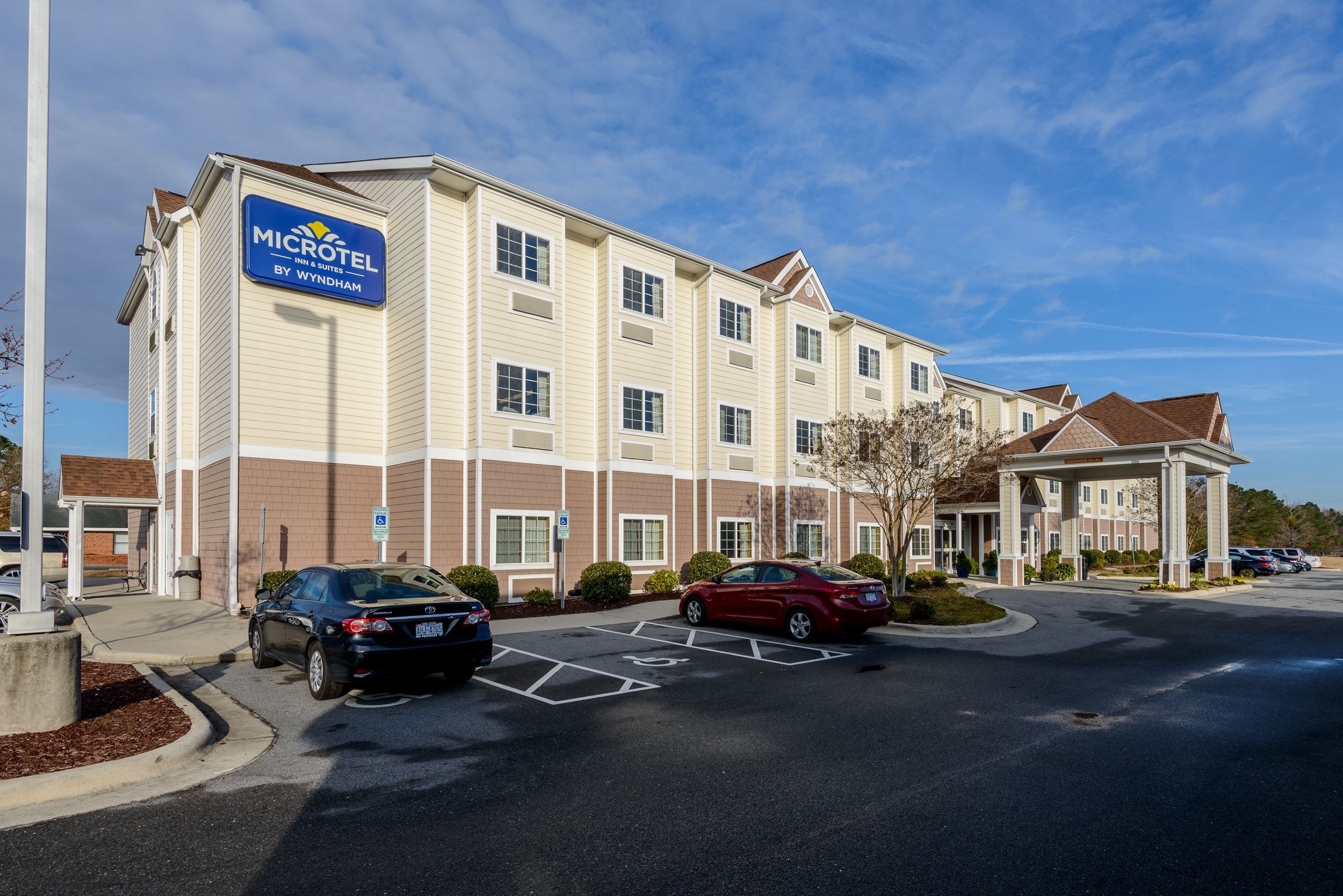 Microtel Inn & Suites by Wyndham Greenville/University Med