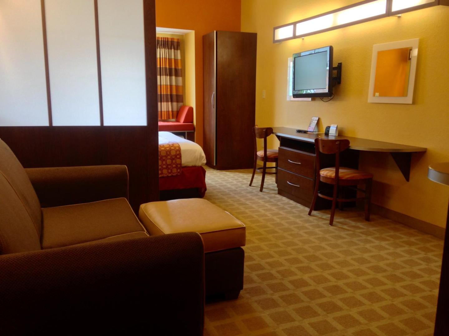 Microtel Inn & Suites by Wyndham Greenville/University Med