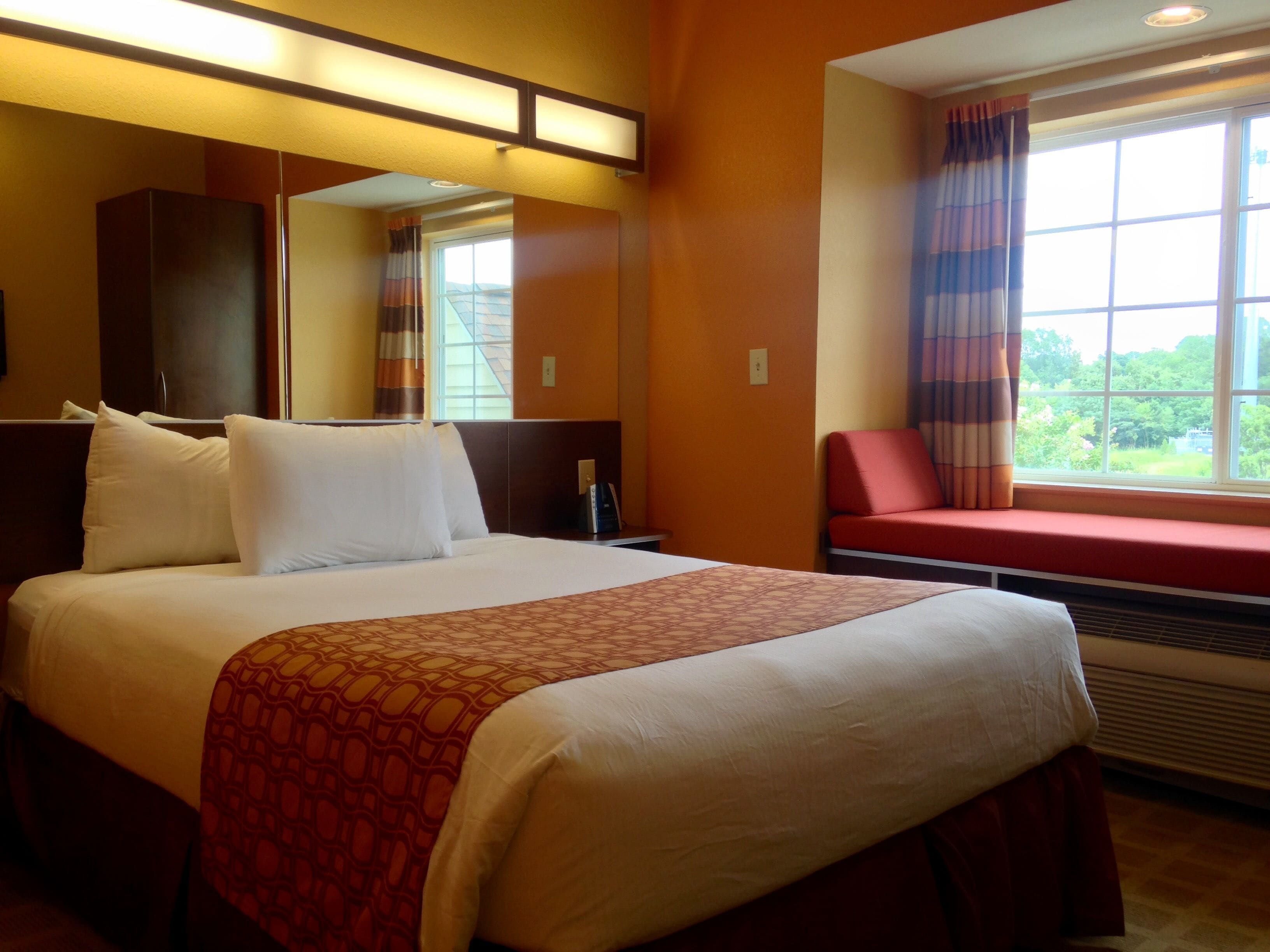 Microtel Inn & Suites by Wyndham Greenville/University Med