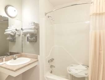 Econo Lodge Cherry Point