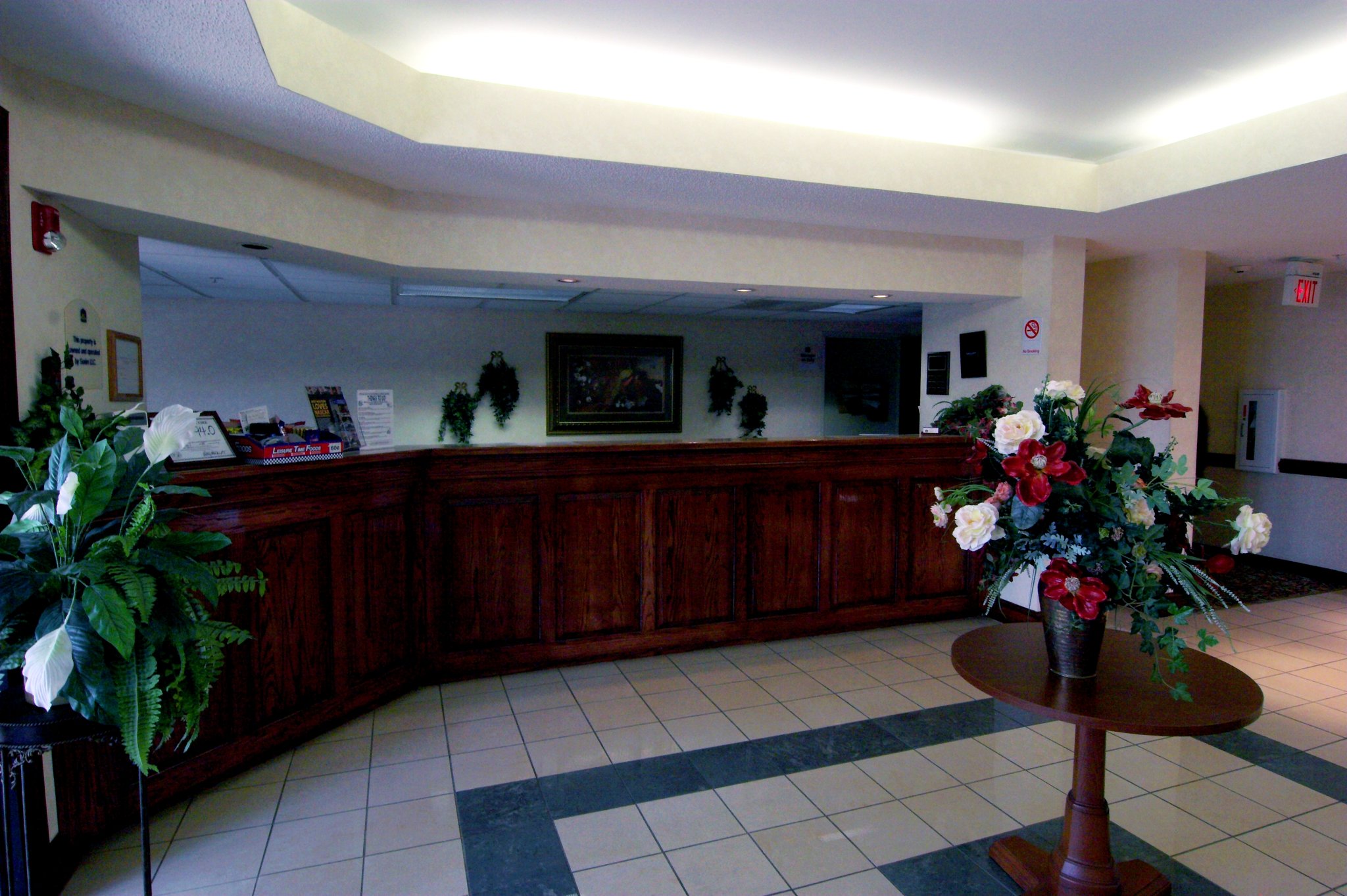 Days Inn by Wyndham Burlington East