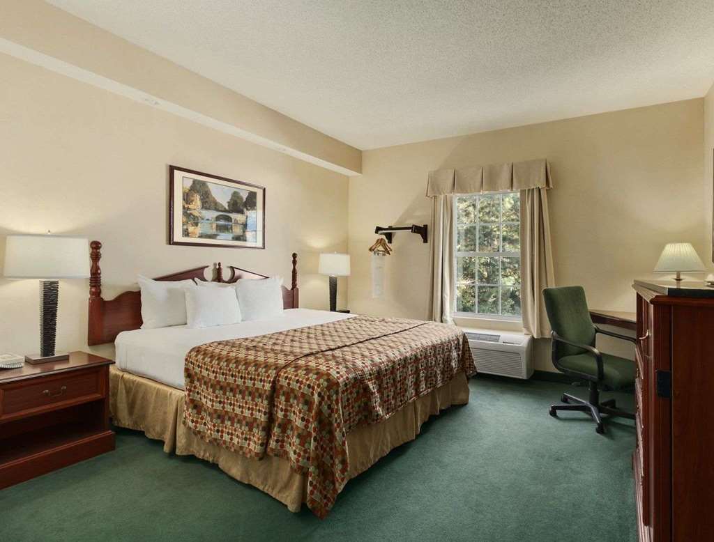 Baymont by Wyndham Henderson Oxford