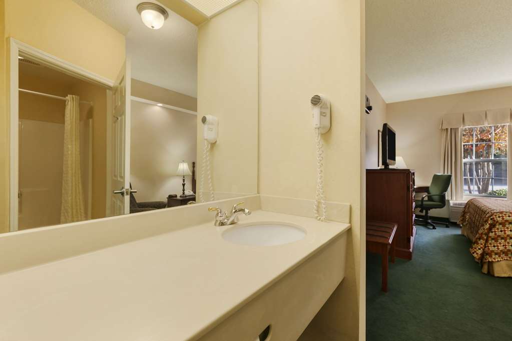 Baymont by Wyndham Henderson Oxford