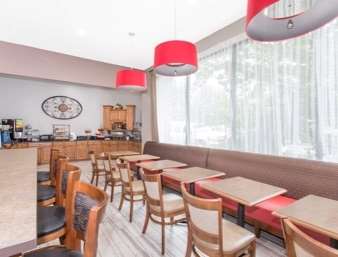 Ramada by Wyndham Hendersonville