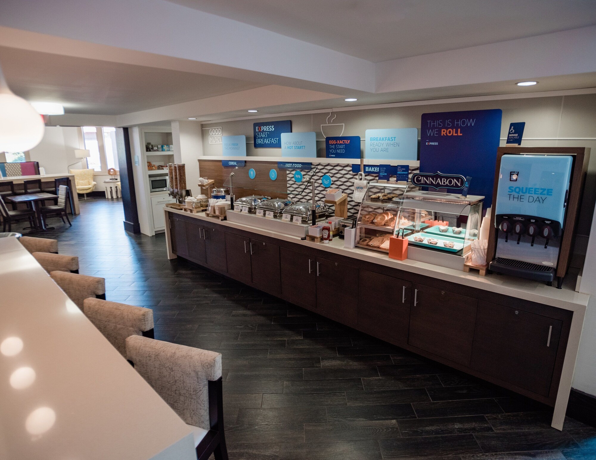 Holiday Inn Express Hickory - Hickory Mart