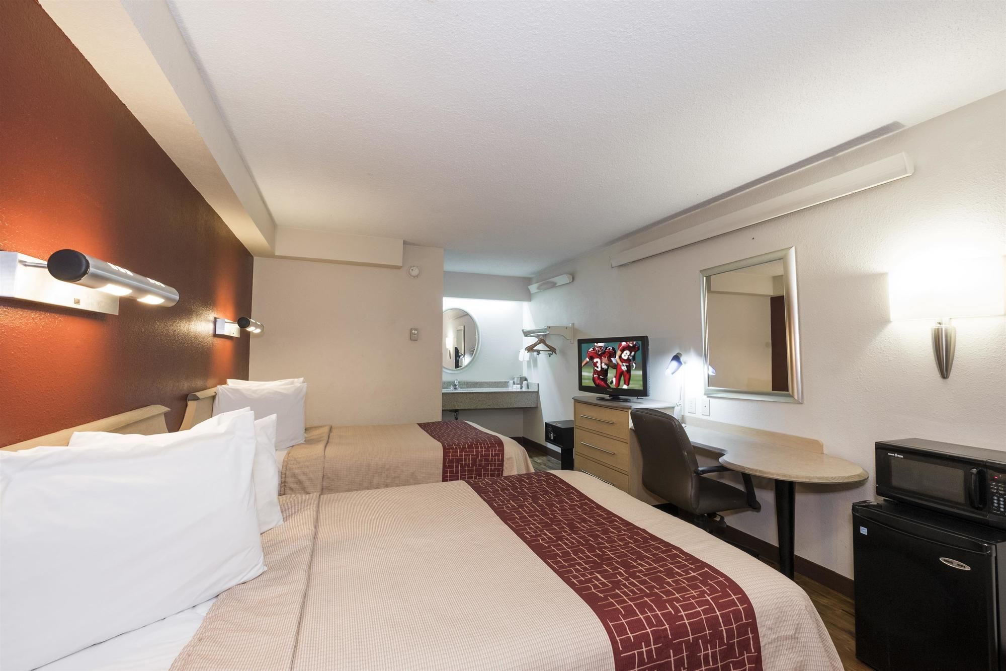 Red Roof Inn Hickory