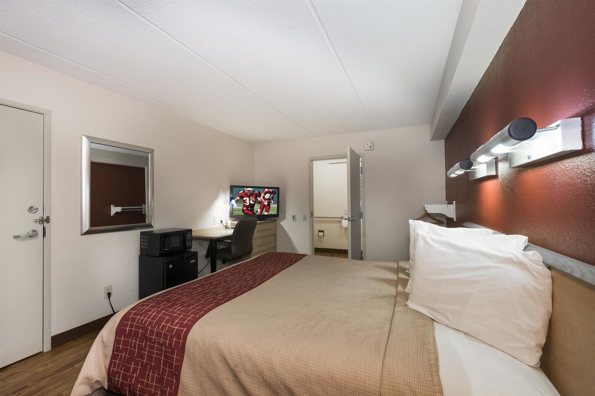 Red Roof Inn Hickory