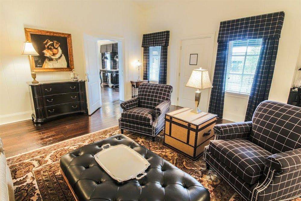 The Park on Main Hotel