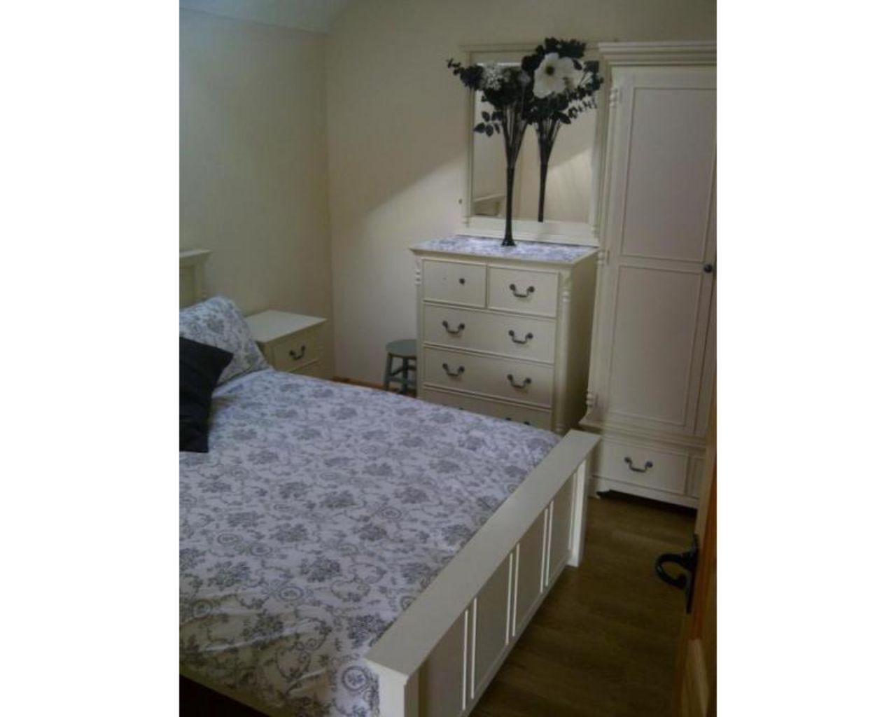 Flatfield ClockTower Cottages Self Catering by Belvilla