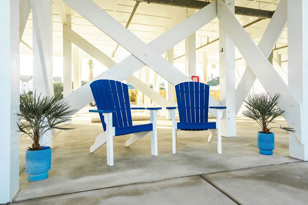 Saltwater Suites