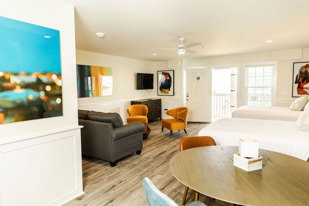 Saltwater Suites