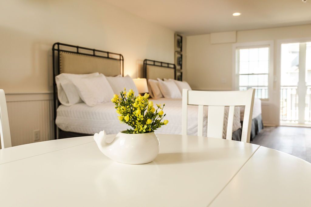Saltwater Suites