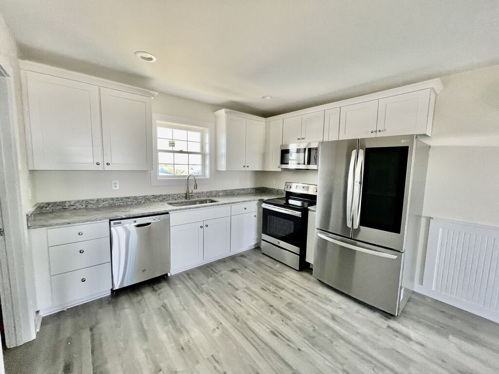 Saltwater Suites