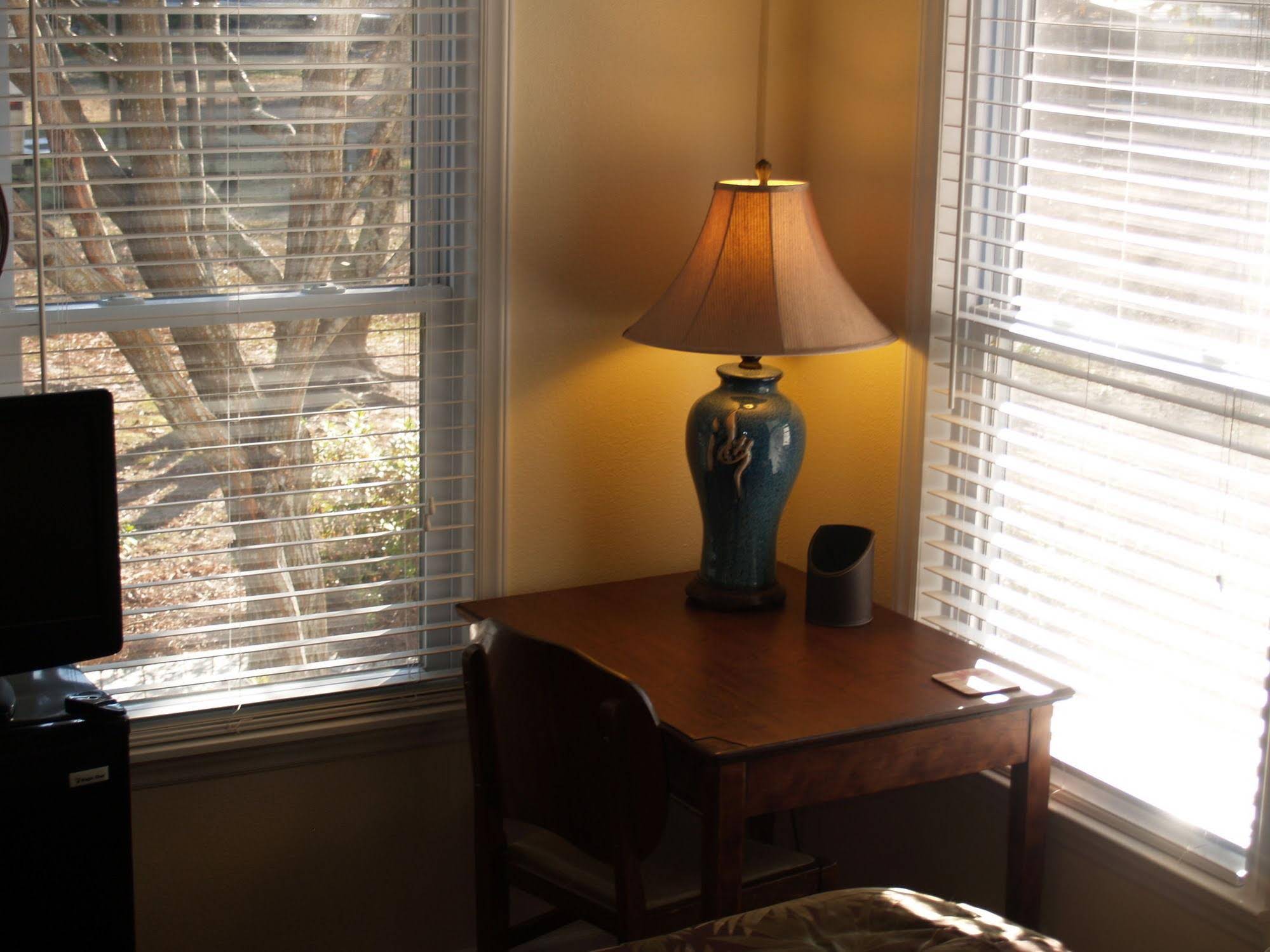 The White House on Freedom Way