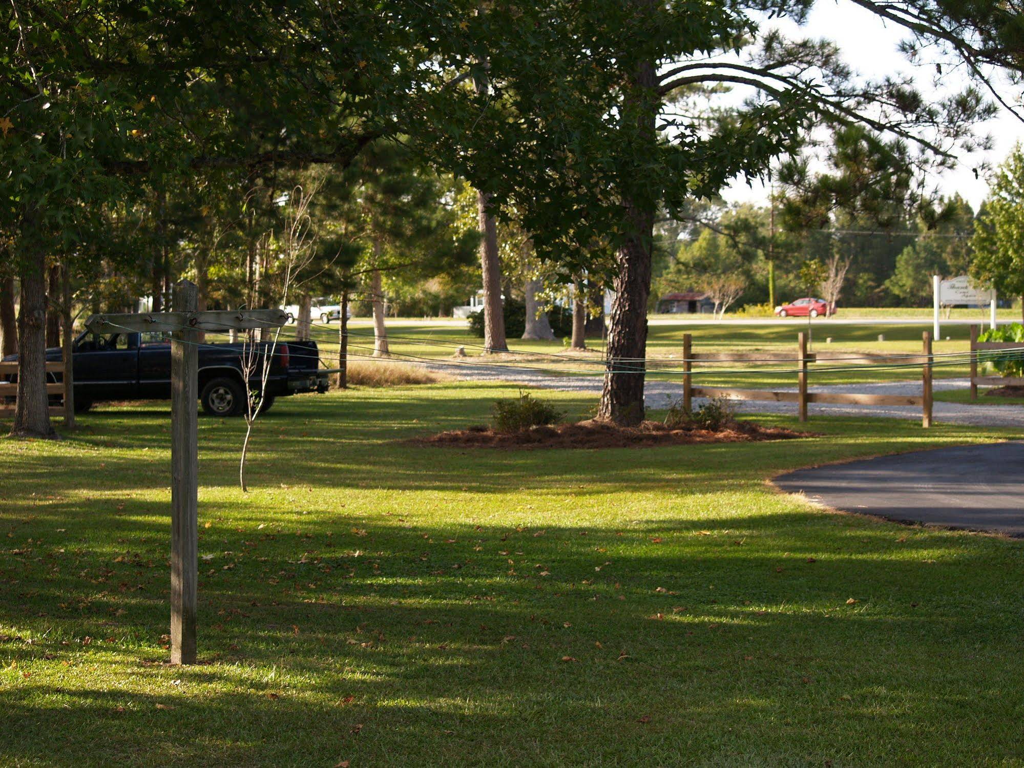 The White House on Freedom Way