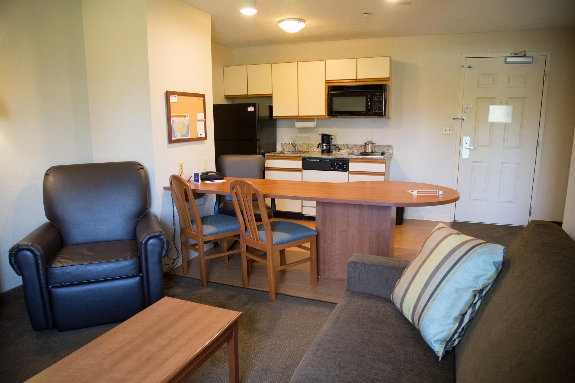 Candlewood Suites Huntersville-Lake Norman