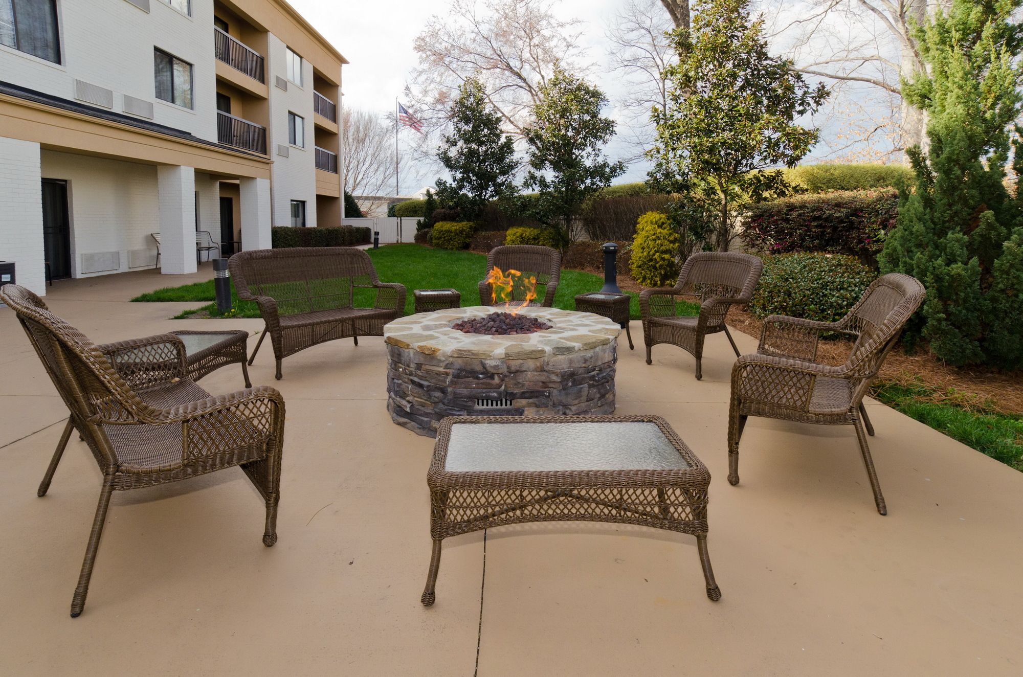 Courtyard Charlotte Lake Norman