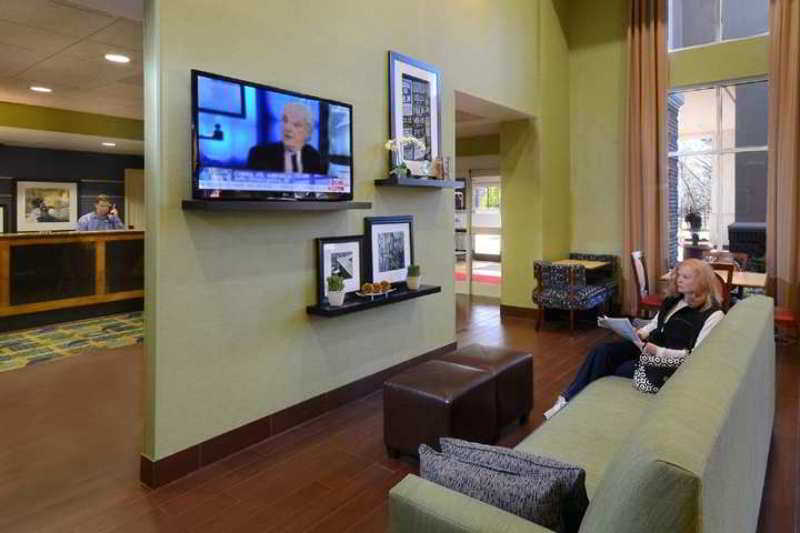 Hampton Inn & Suites Huntersville