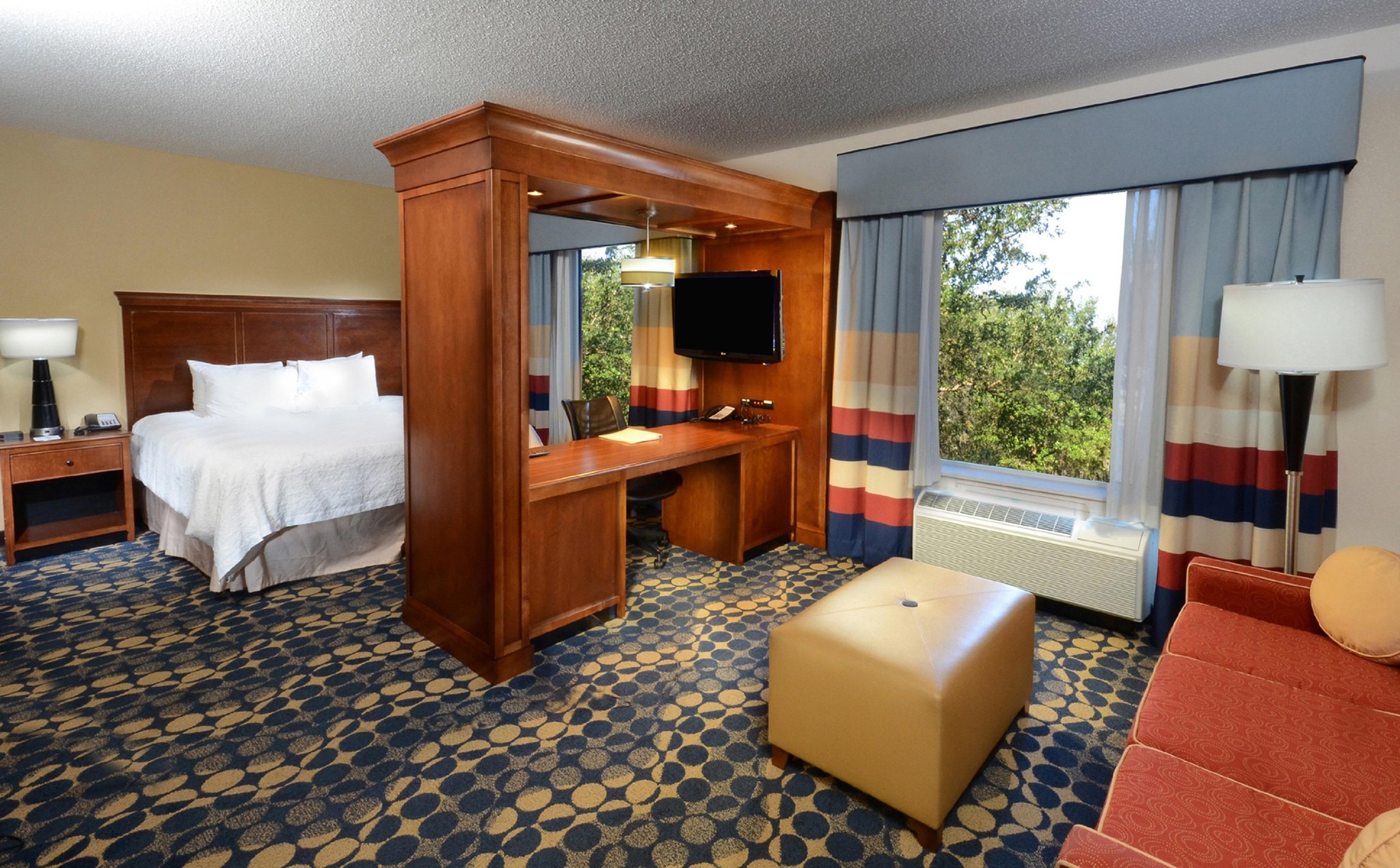 Hampton Inn & Suites Huntersville