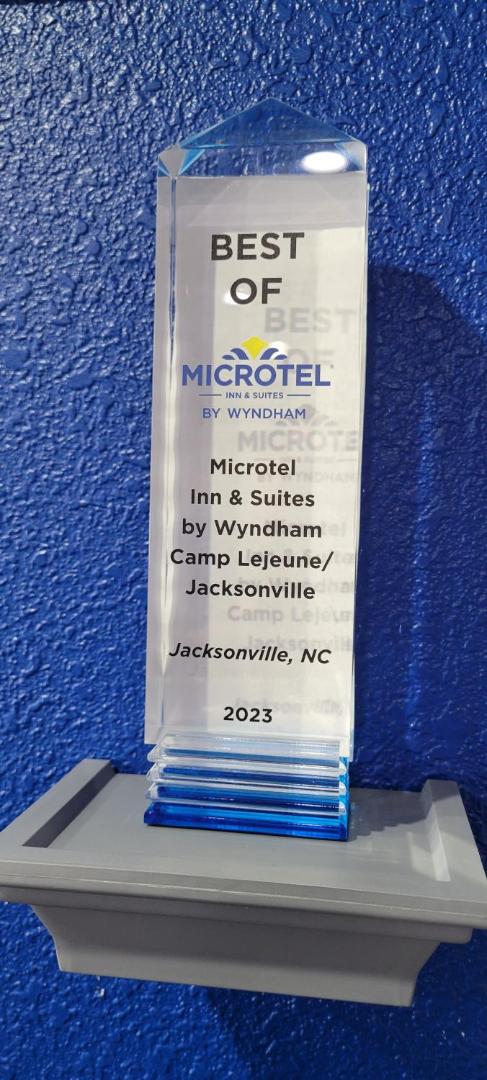 Microtel Inn & Suites by Wyndham Camp Lejeune/Jacksonville