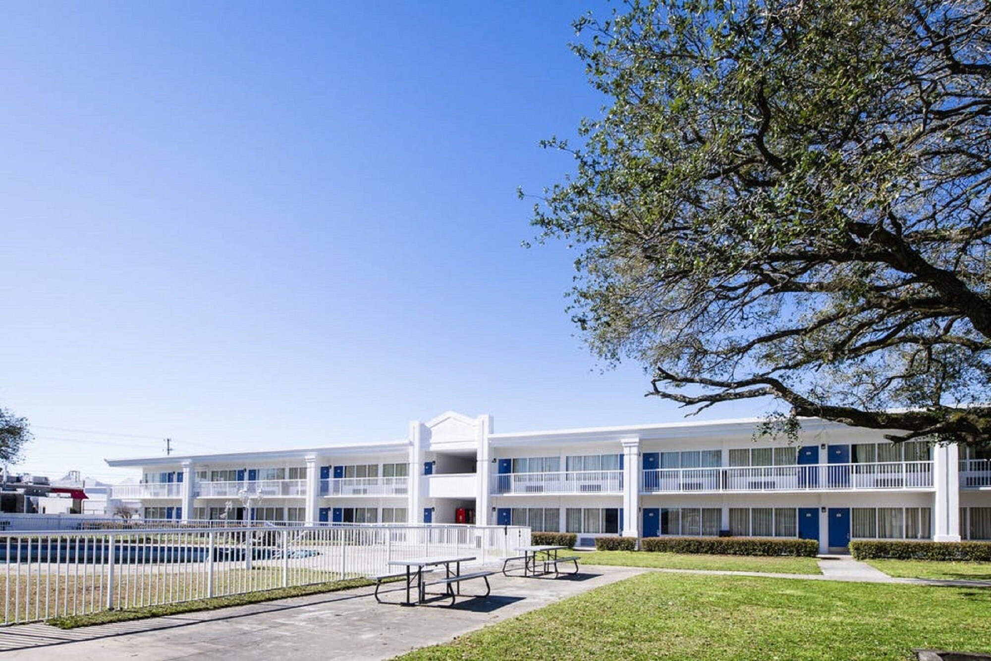 Motel 6 Jacksonville NC