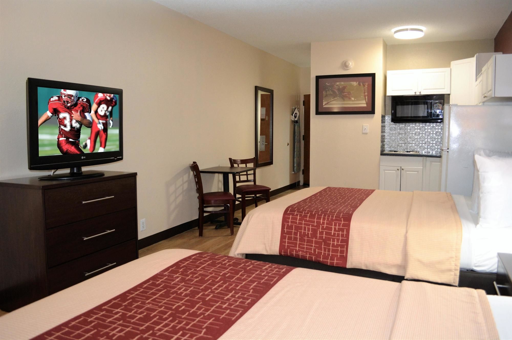Red Roof Inn & Suites Jacksonville