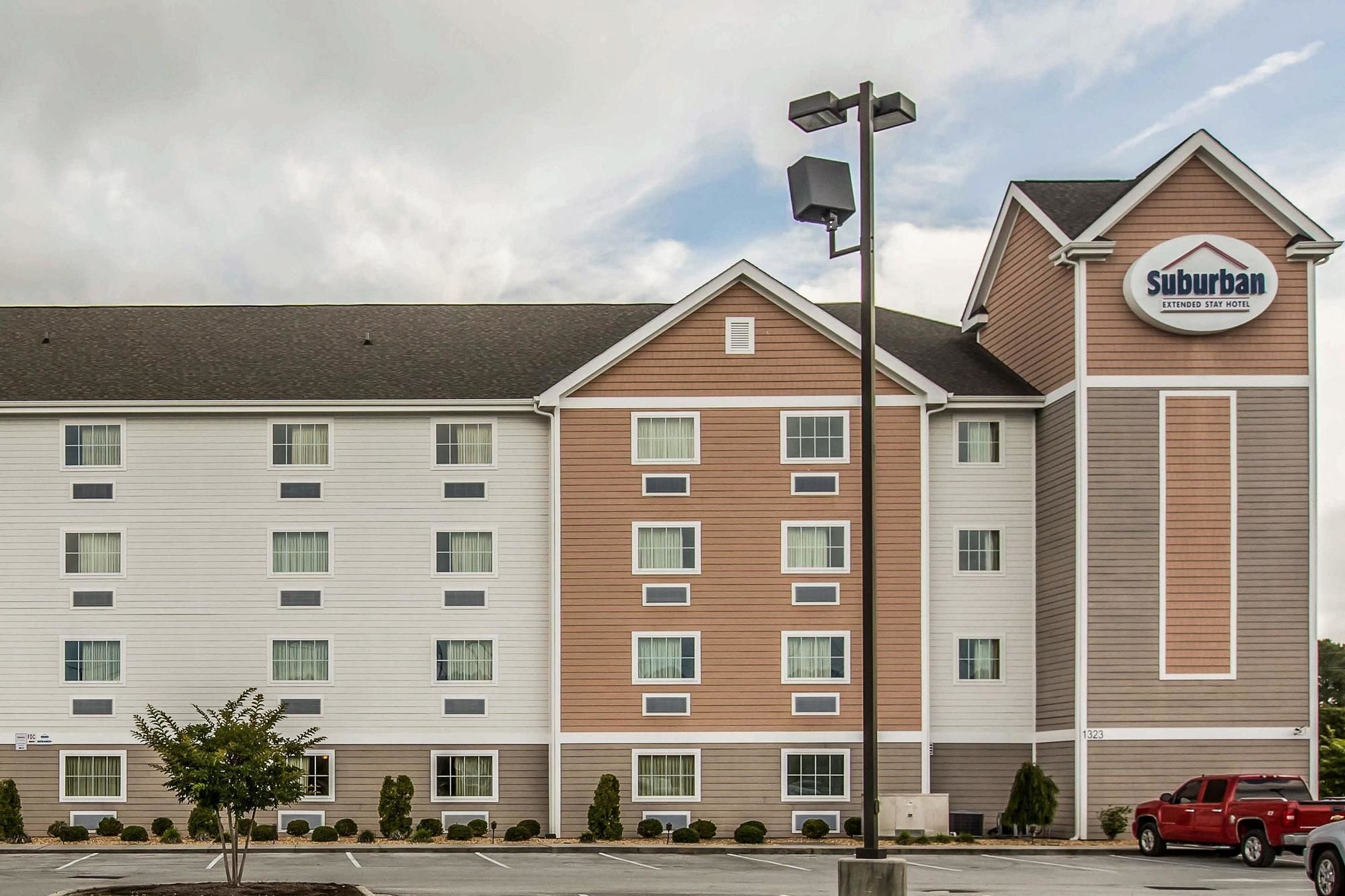 Suburban Studios Near Camp Lejeune