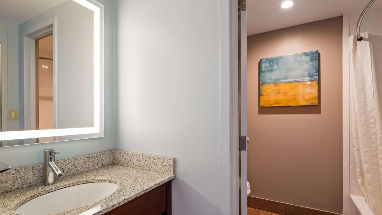 Home2 Suites by Hilton Outer Banks Kill Devil Hills