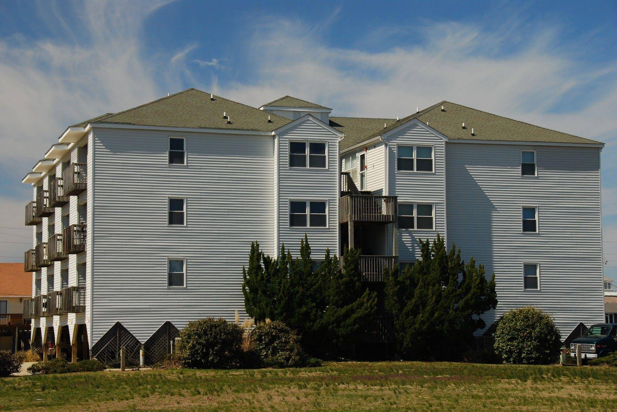 Station One by Kees Vacations