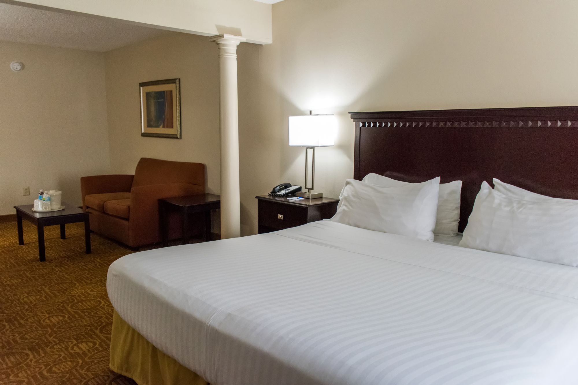 Holiday Inn Express & Suites Kinston