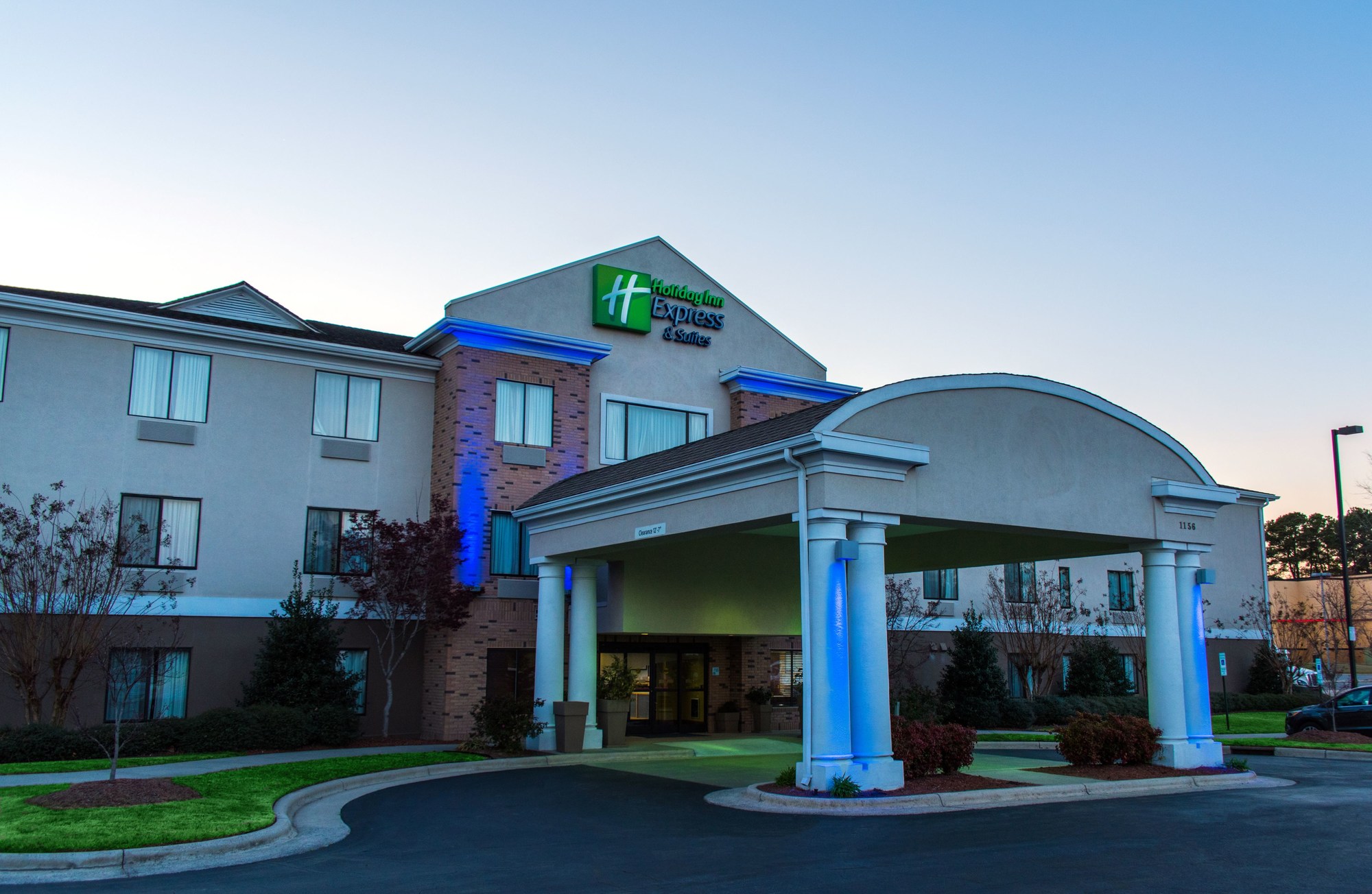 Holiday Inn Express & Suites Kinston