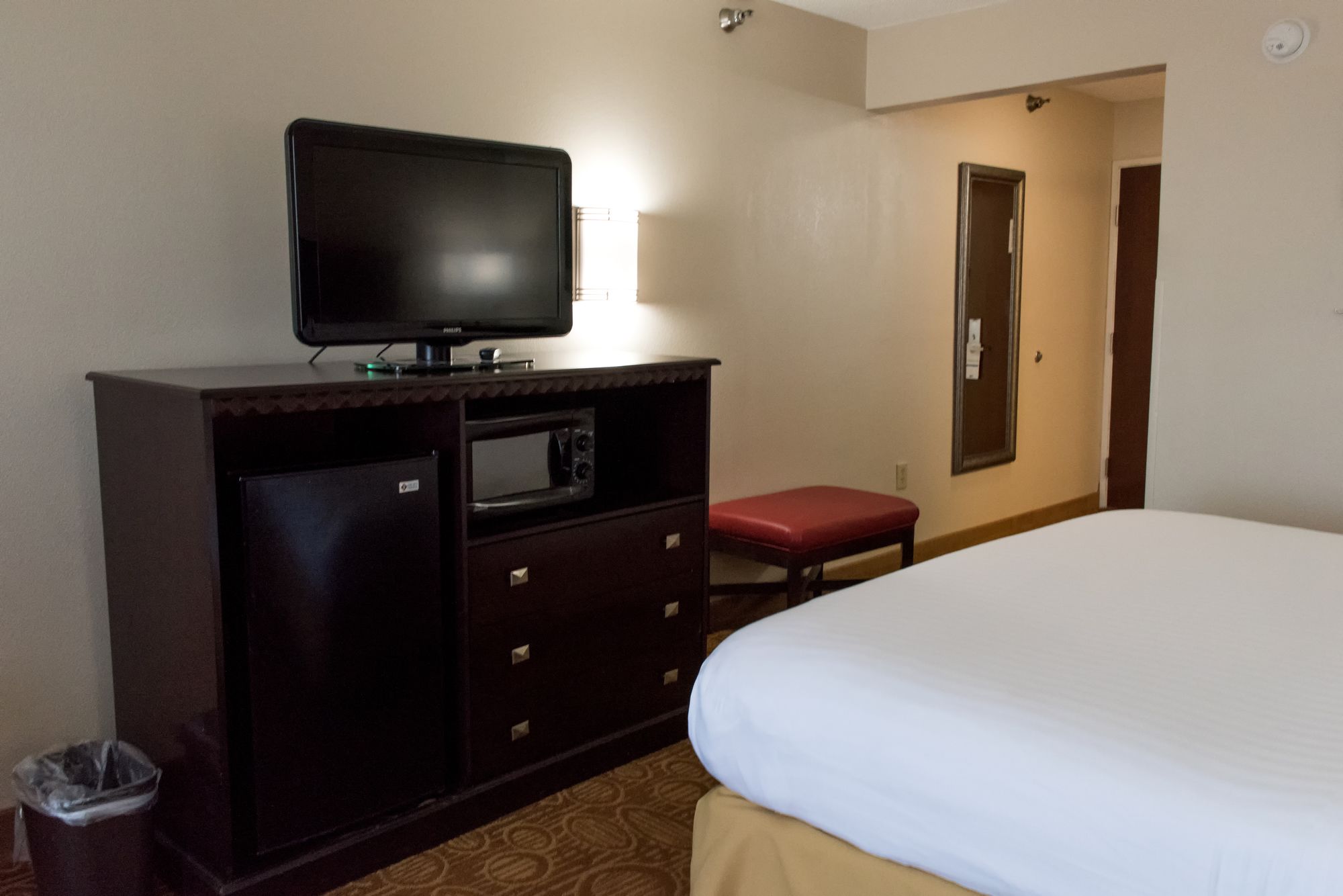 Holiday Inn Express & Suites Kinston