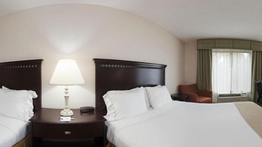 Holiday Inn Express & Suites Kinston