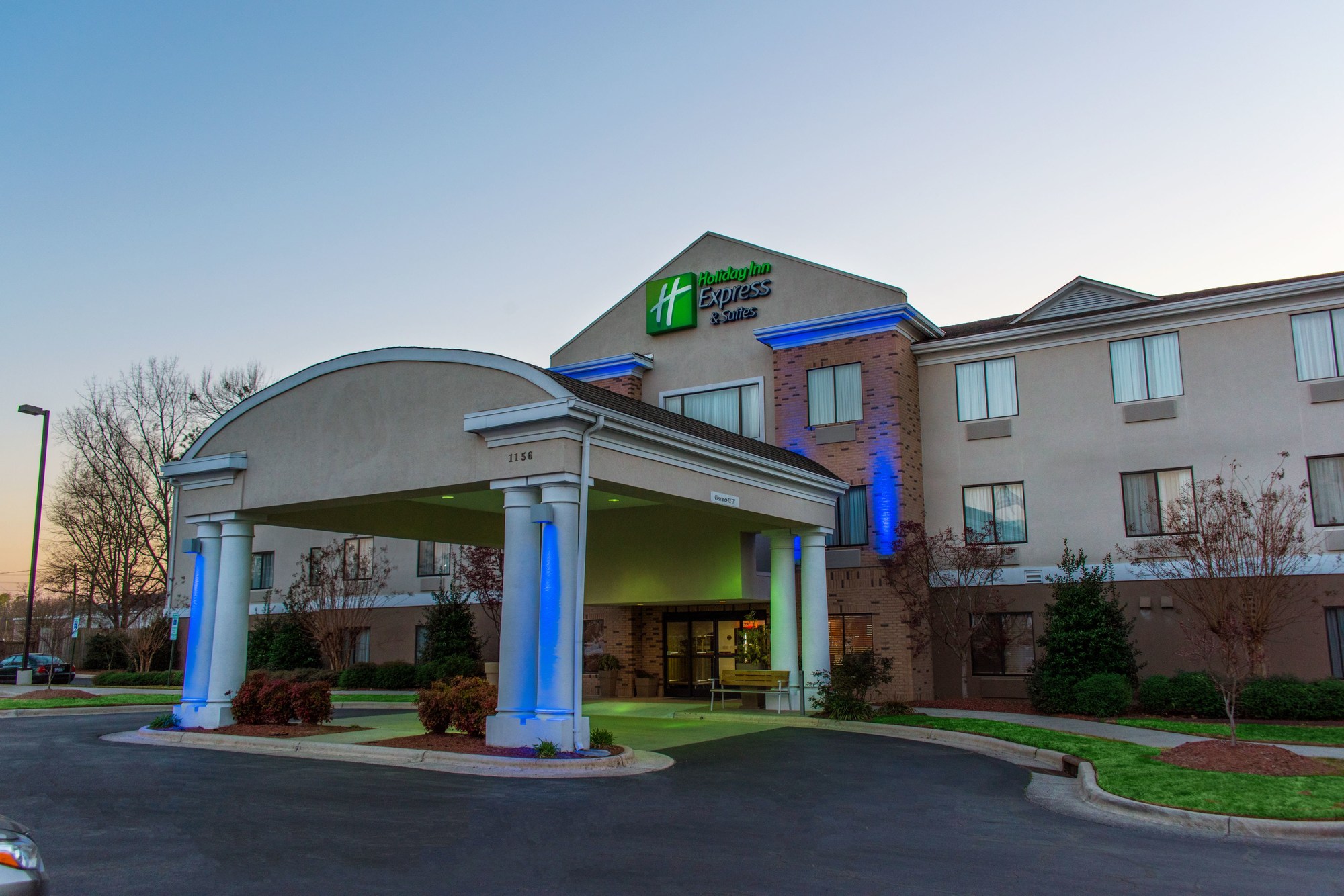 Holiday Inn Express & Suites Kinston