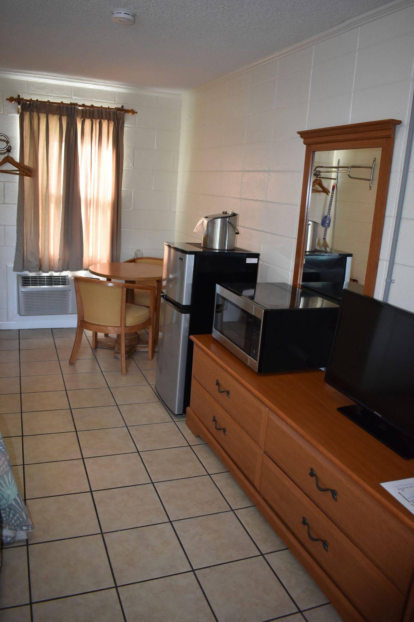 Moran Motel