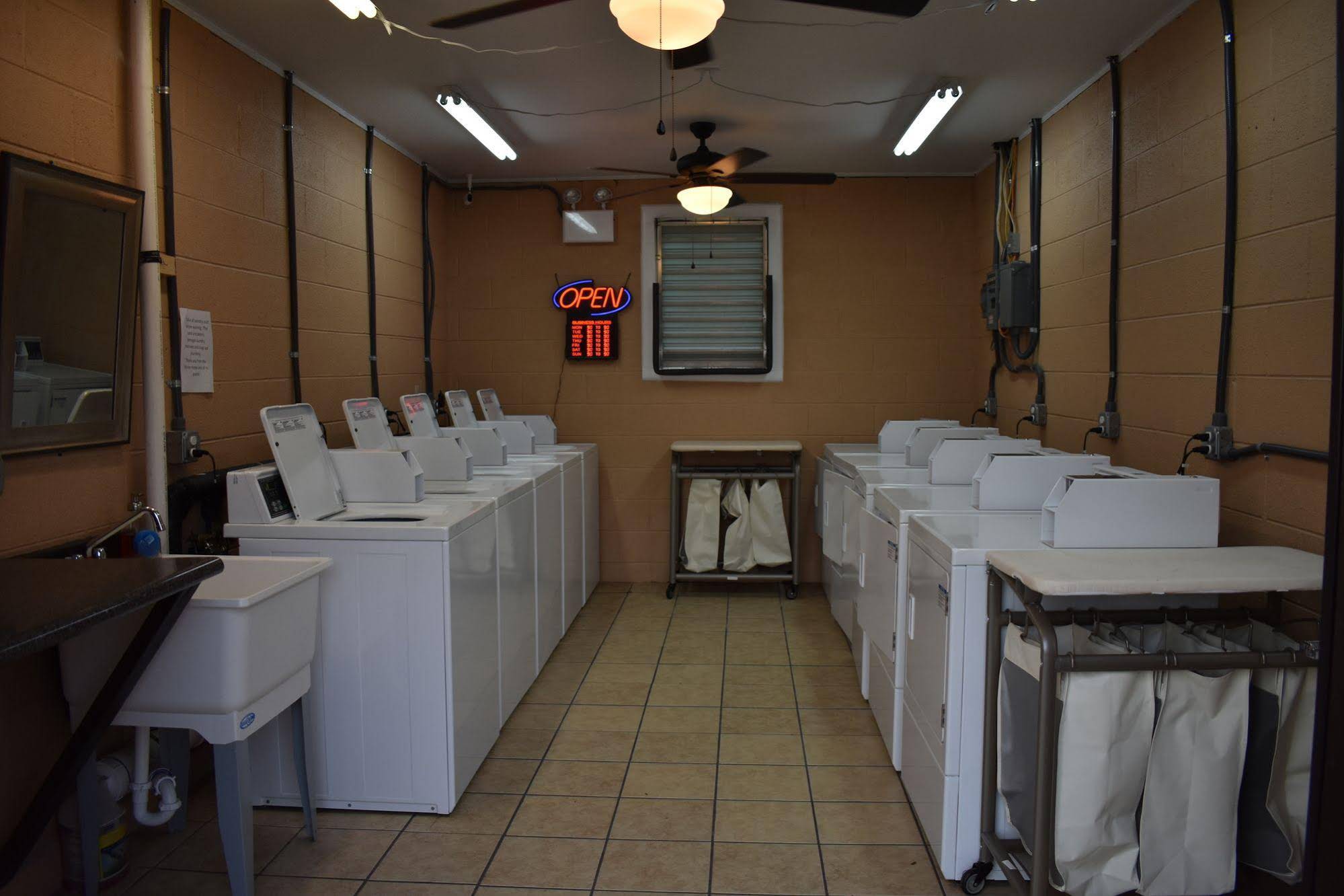 Moran Motel