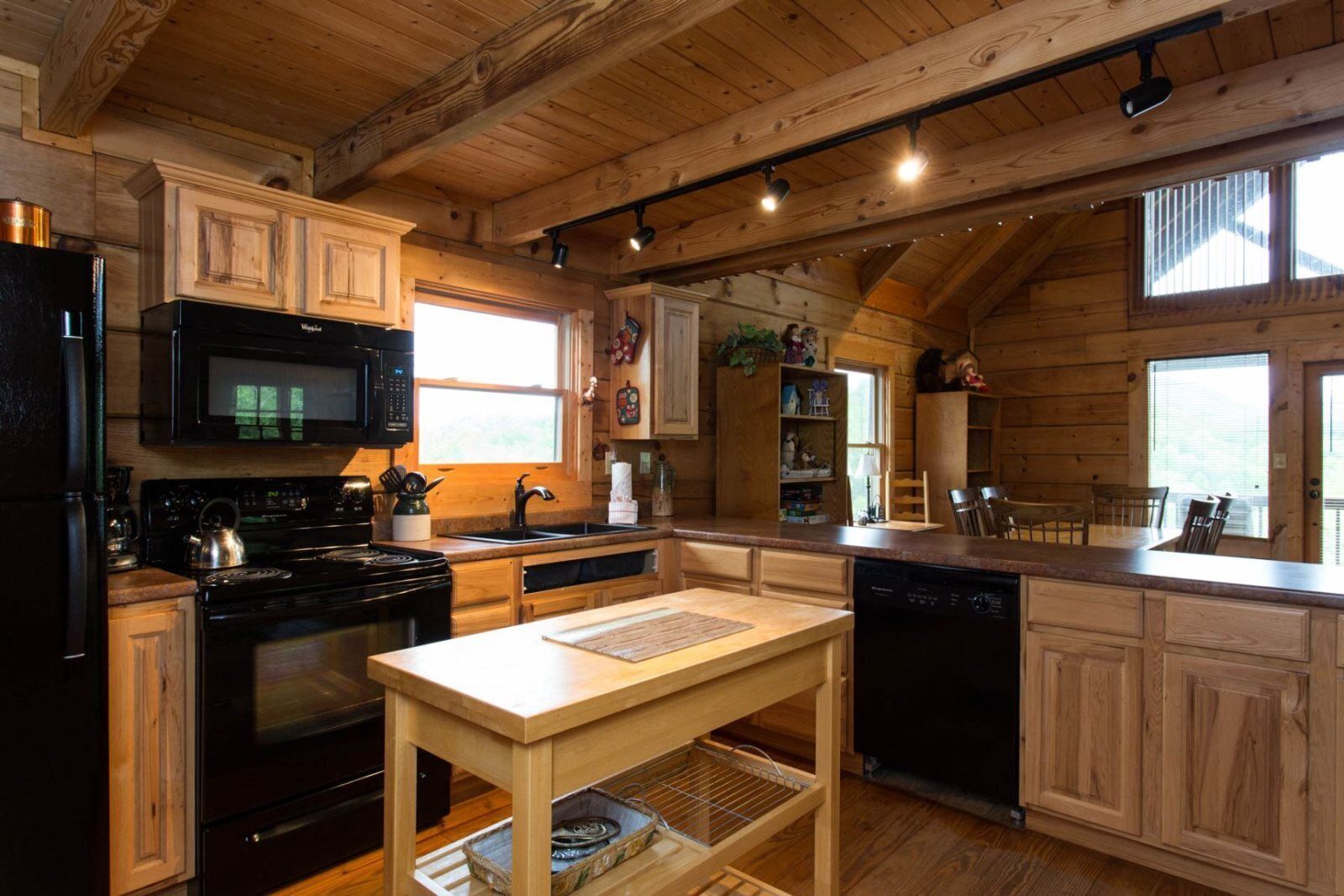 Juve Cabin