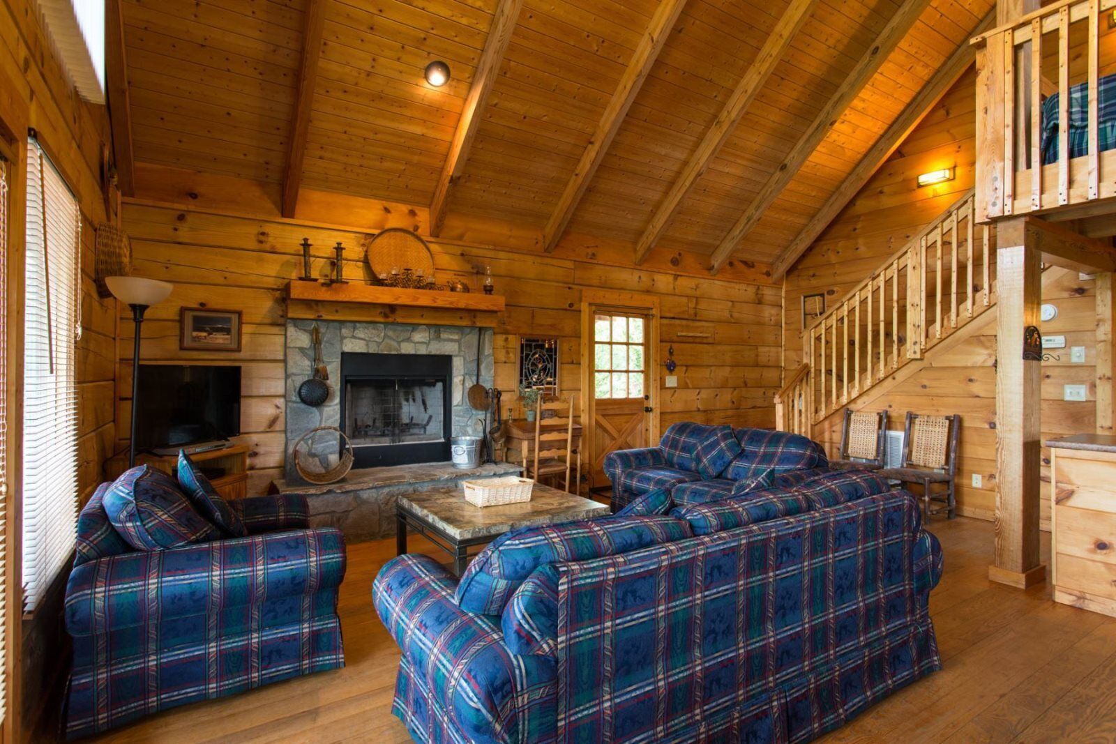 Juve Cabin
